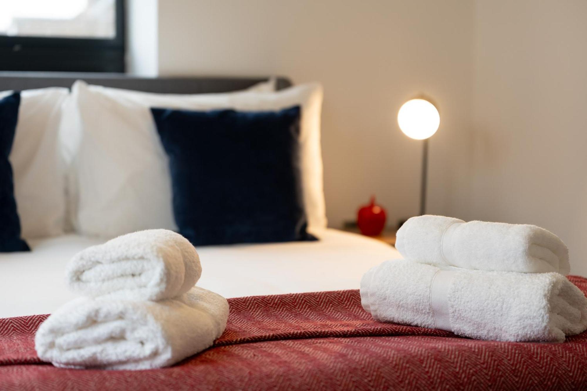 Modern 2-Bed Apartment With Balcony, Close To Oxford City Centre With Free Parking Exterior foto
